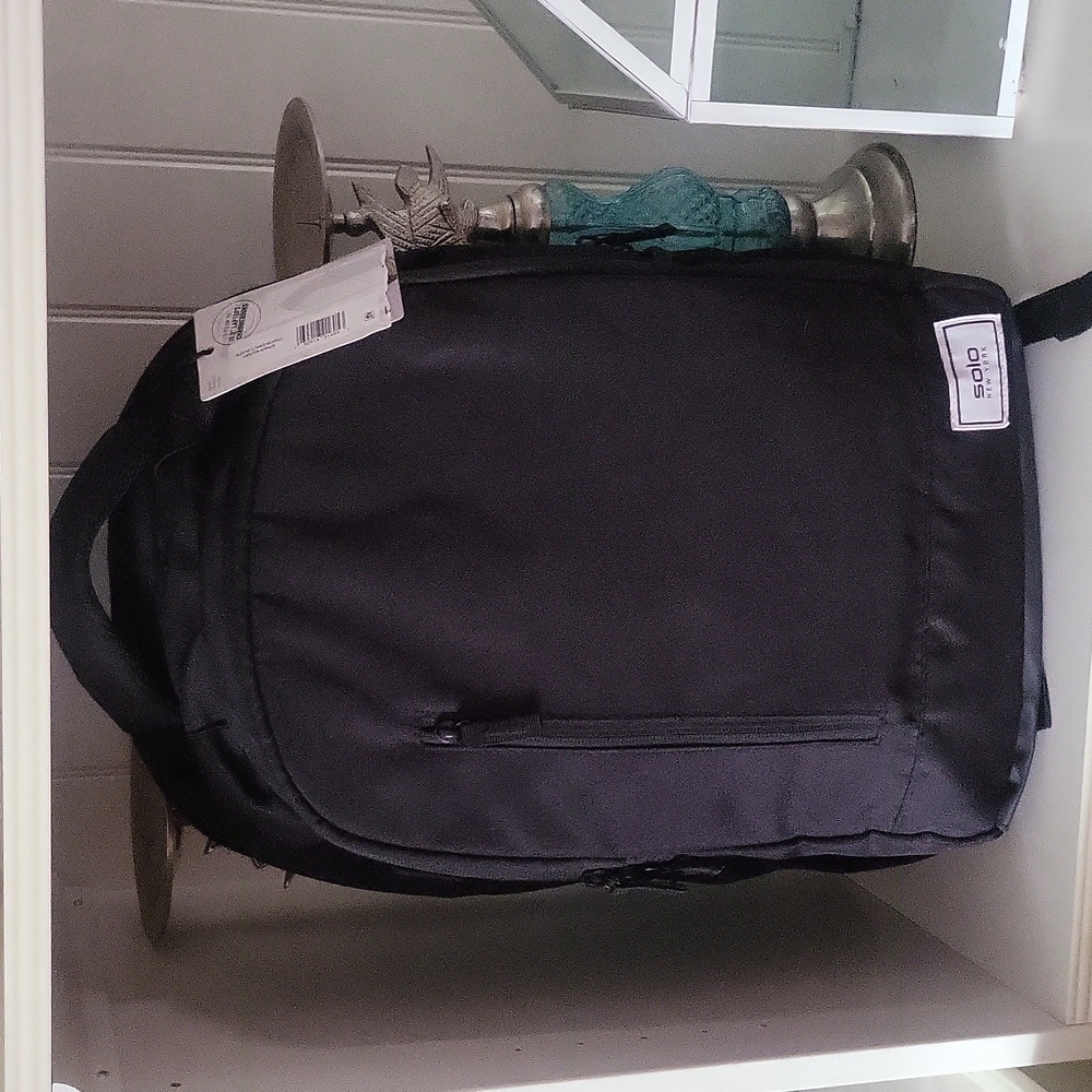 Solo New York Define ultimate backpack